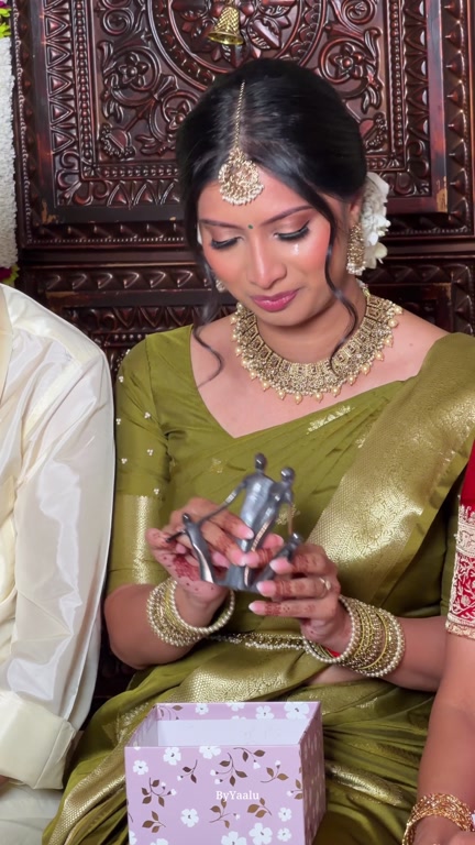 Akka Thambi — complete film with original sound.